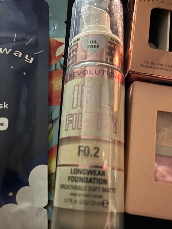Makeup Revolution London Makeup Gift Bundle - Picture 2 of 4